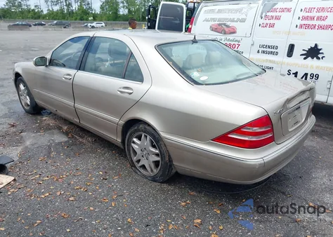 2001 Mercedes-Benz S 430 из США, поврежденный, VIN WDBNG70J71A174855